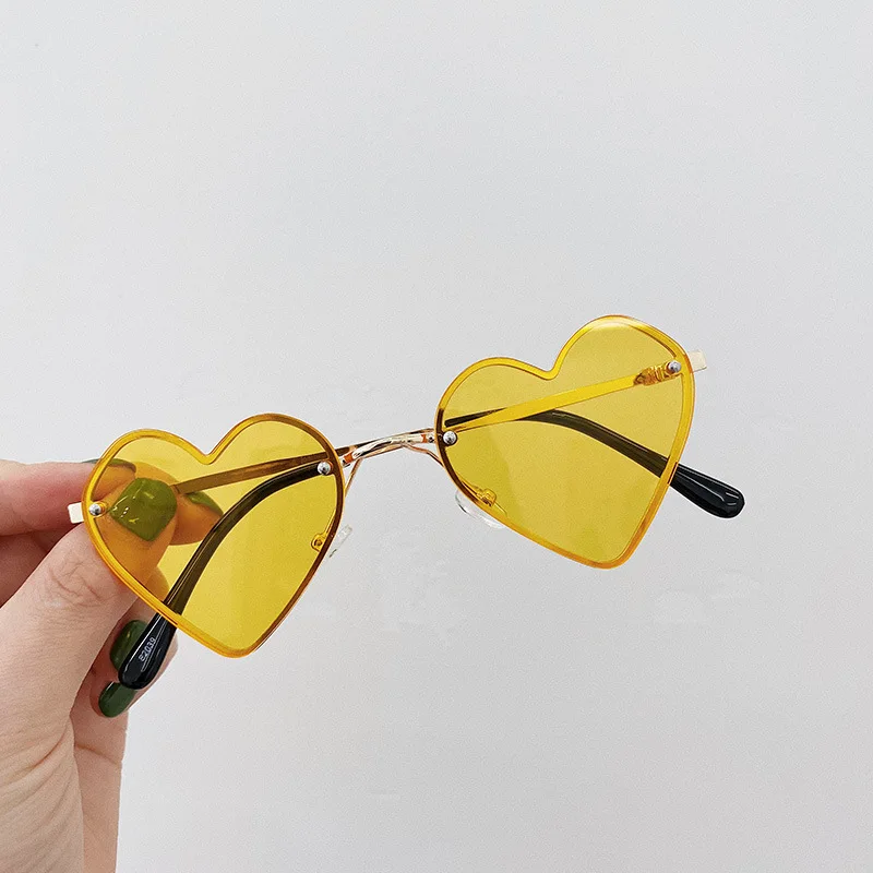 Vintage pentru copii formă de inimă ochelari de Soare Baieti fete Design de Lux ochelari de Soare Moda Copii Personalizate Copii ochelari de soare La reducere! / Îmbrăcăminte Accesorii \ www.andub2b.ro